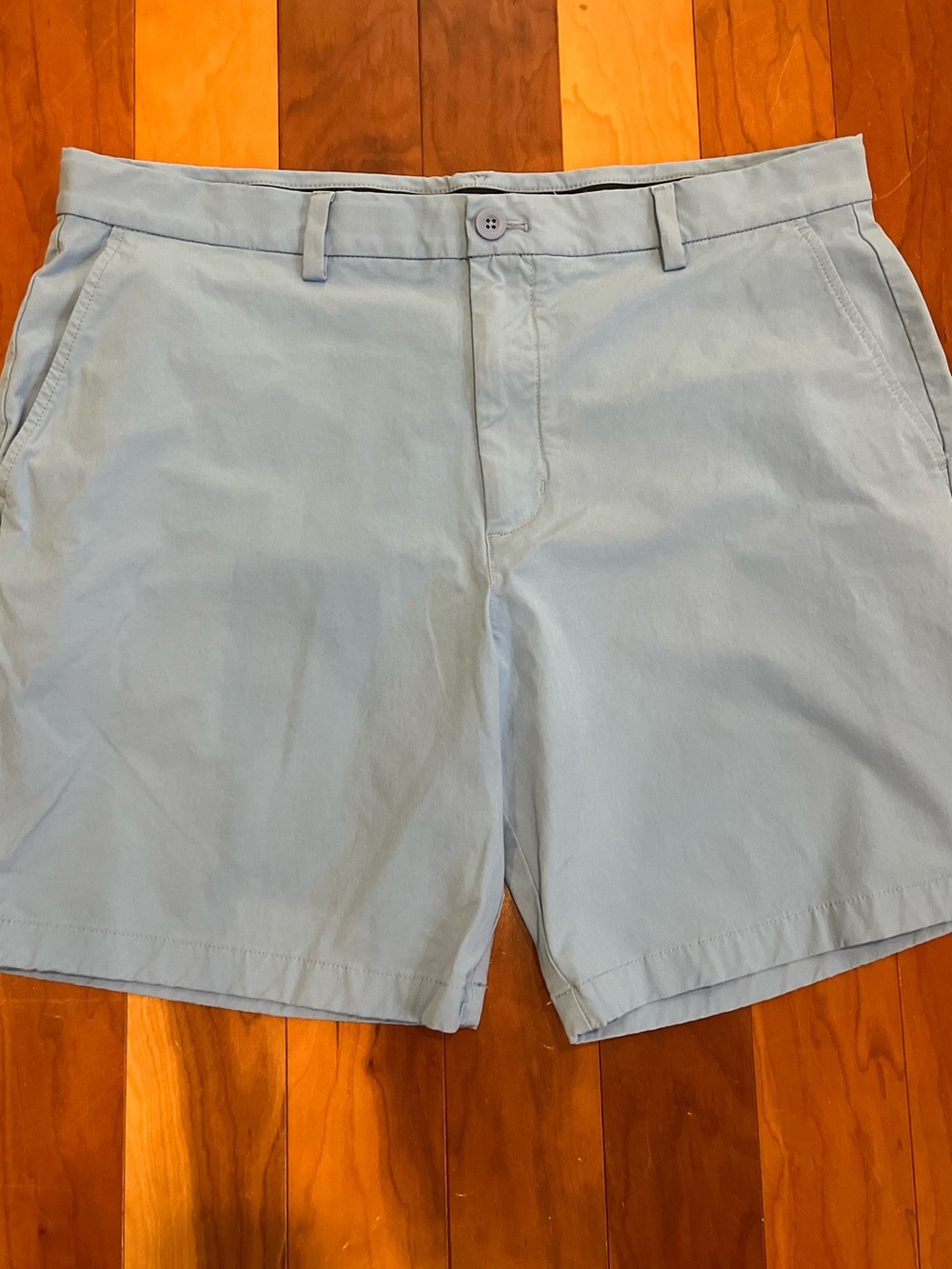 Vineyard Vines Performance Size 36 8” Inseam Flat-Front Shorts Golf Stretchy EUC